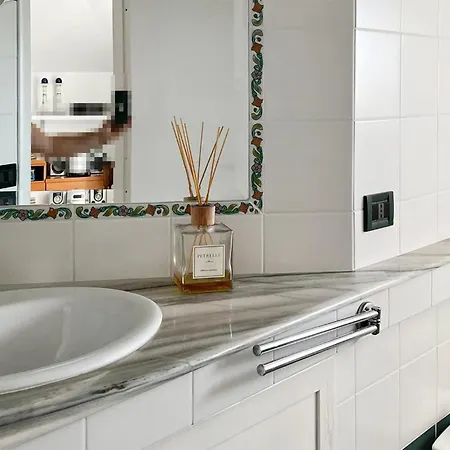 Stunning In Siracusa With Wifi Apartment